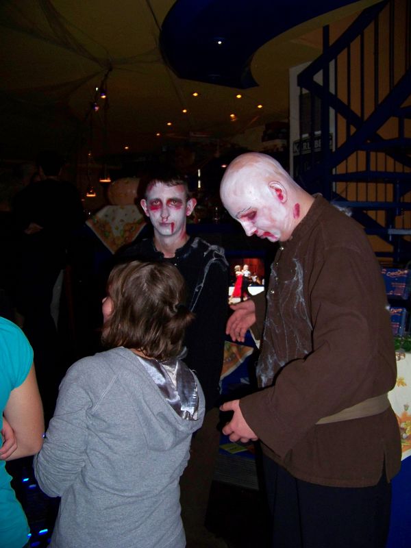 2009-10-31 Halloween 118